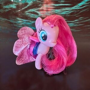 Classic My Little Pony Set: "Pinkie Pie" Land & Sea Styles